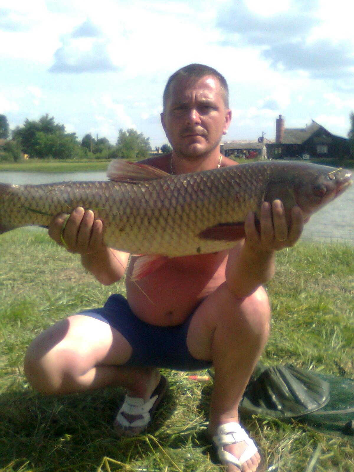 fishing carp - fely0049.jpg